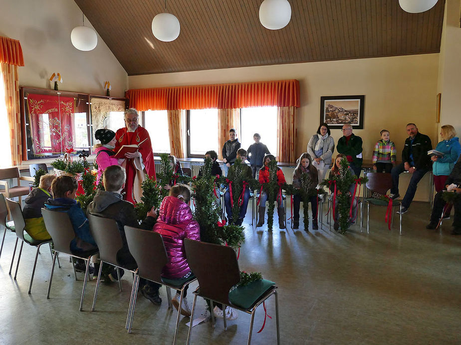 Palmsontag in Naumburg - Beginn der Heiligen Woche (Foto: Karl-Franz Thiede)